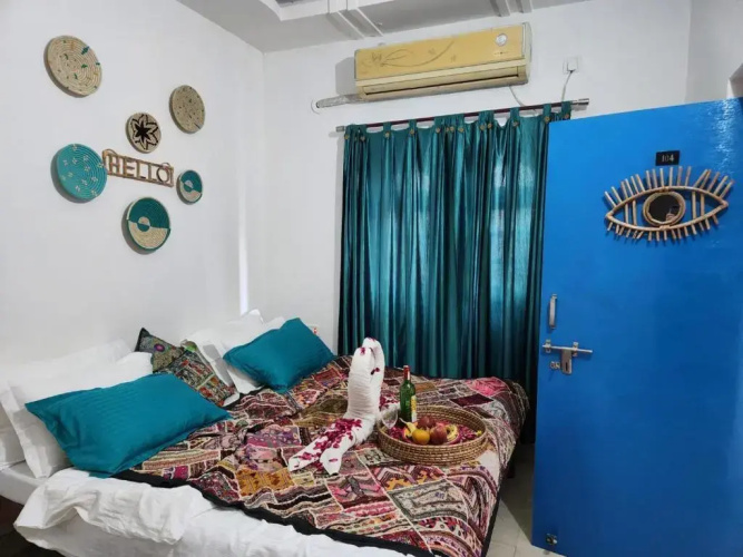 Blue Eye Hostel