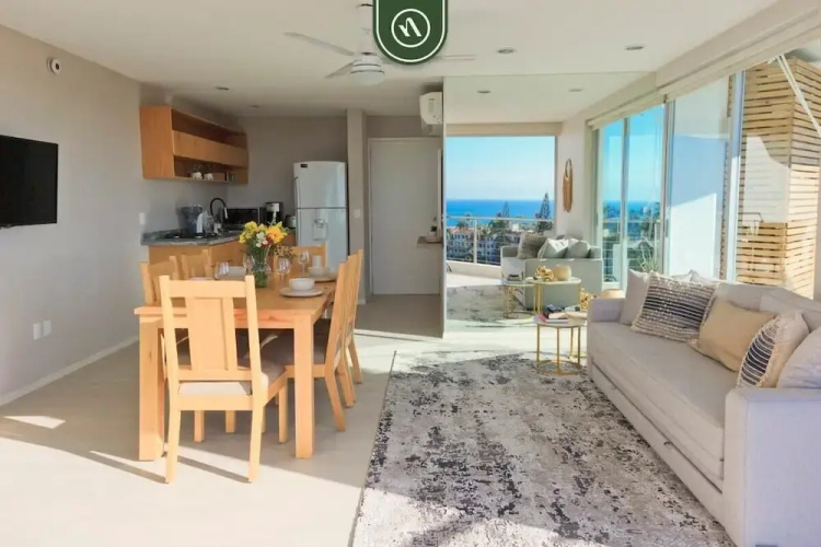 Ocean View 2BR Condo - Private Terrace - Beach