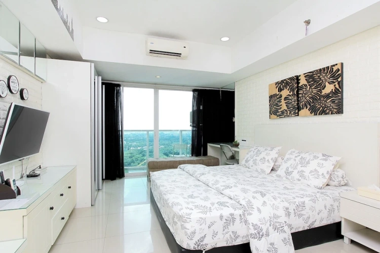 Deluxe Studio with city view