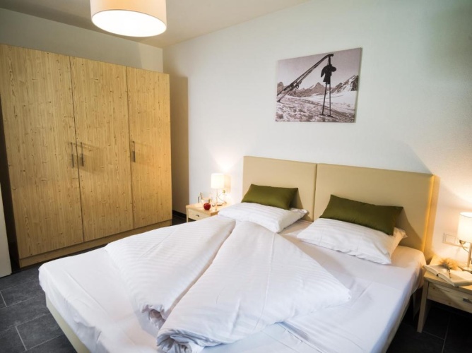 2 Bedrooms Quadruple Apartment with balcony