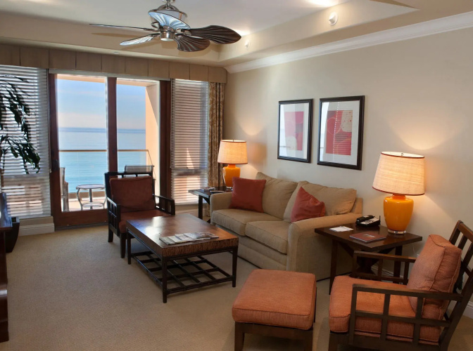 Dolphin Bay Resort & Spa