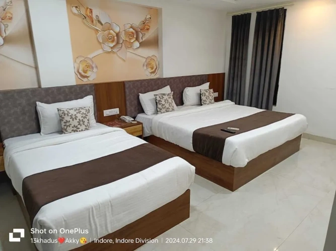 Standard Triple room
