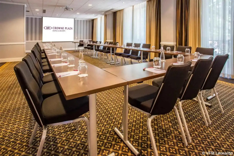 Crowne Plaza Paris Republique, an IHG Hotel - Image 5