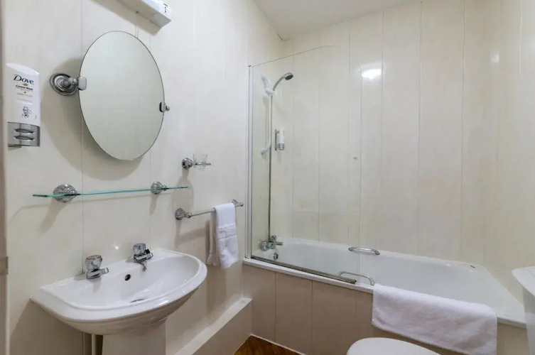 Kelvin ApartmentOver view