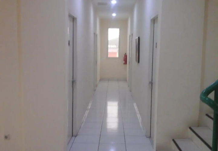 Hotel J8