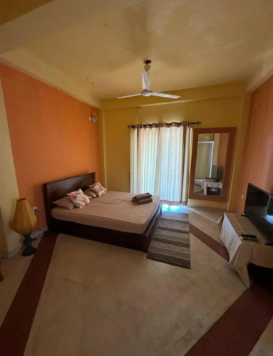 Cheerful One Bedroom Apartment