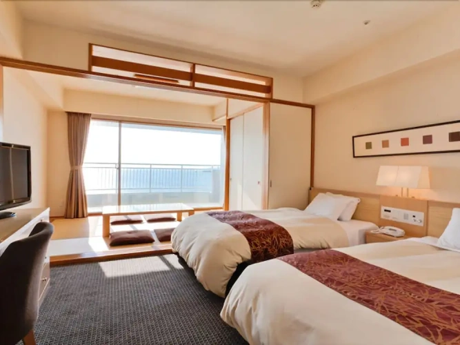 Standard room with balcony and with ocean view
