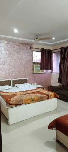 Standard Family room