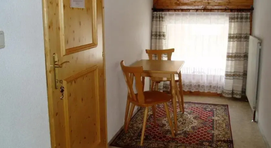 Apartbabsi