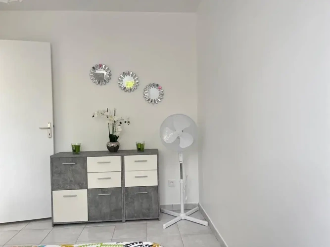 1 Bedroom Double Apartment