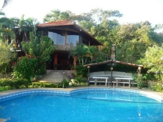 El Cafetal Inn