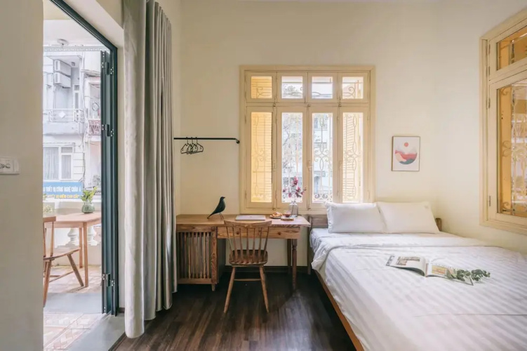 UNIQUE Creative Apartment w ROOFTOP Garden