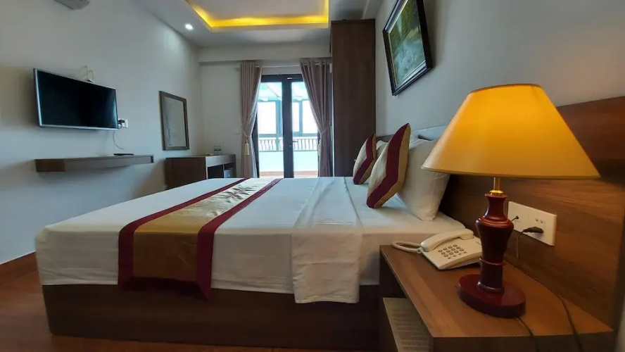 An Land Hotel
