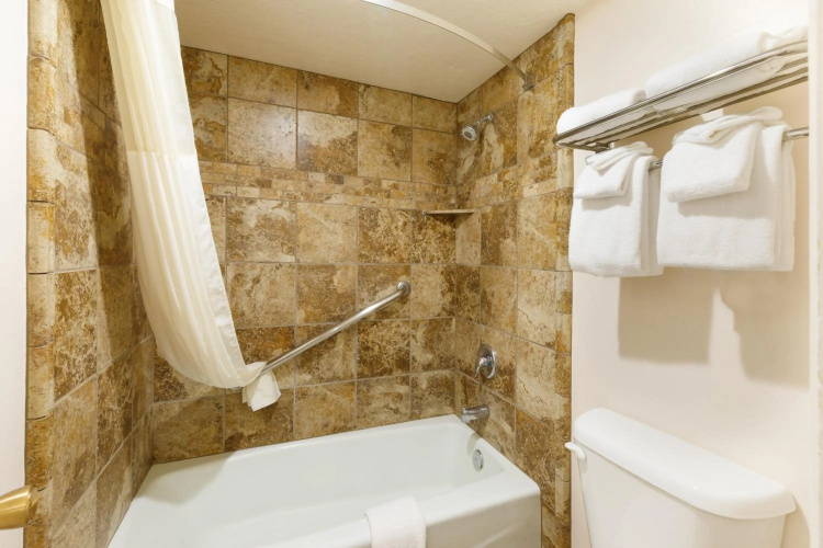 49er Inn & Suites photo 9