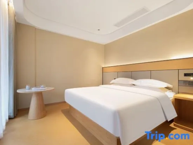 Luxury Triple Suite