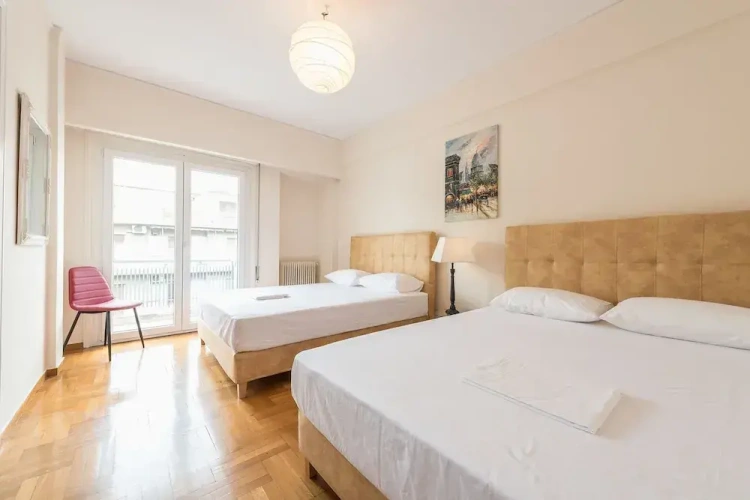 3 Bedrooms Apartment