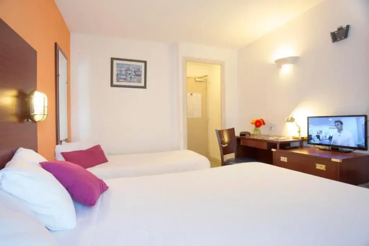 Classic Triple room