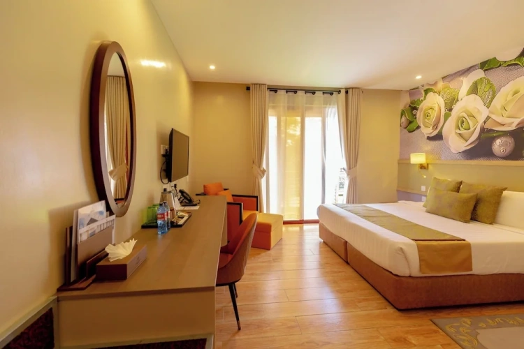 Deluxe Twin room with balcony