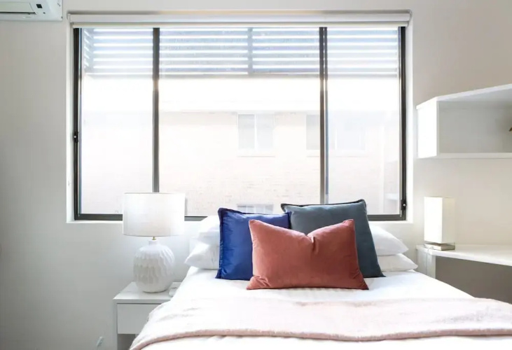 Bright Studio Steps From Westmead Hospital