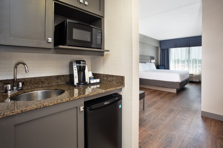 Holiday Inn Express & Suites Kingston Central photo 34