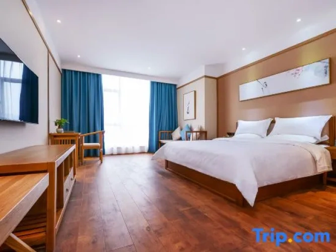 Standard Double room with river view