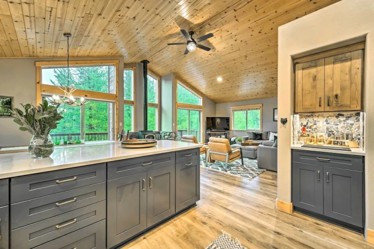 3 Bedrooms Cottage
