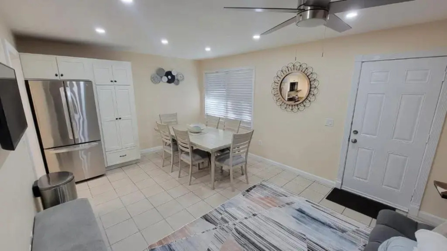 HHI Homes LLC
