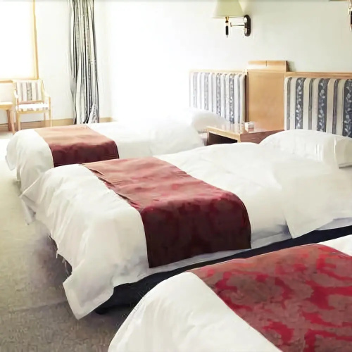 Dali Yilong Binhai Hotel
