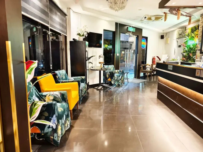 Salaam Suites Hotel