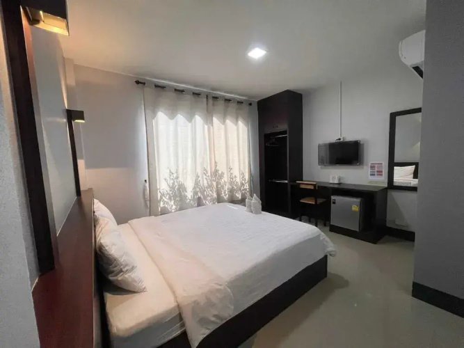 Nakarin Hotel