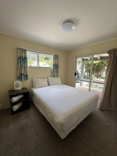 3 Bedrooms Cottage