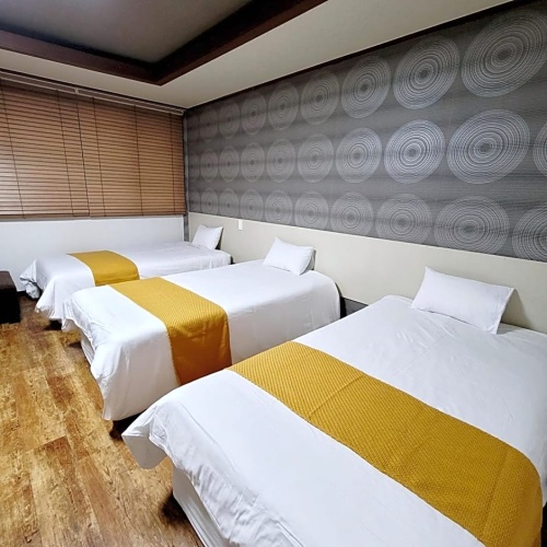 Deluxe Triple room