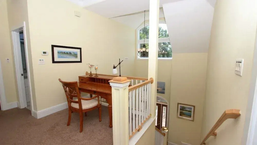 Fore-Shore - 3 Br Home