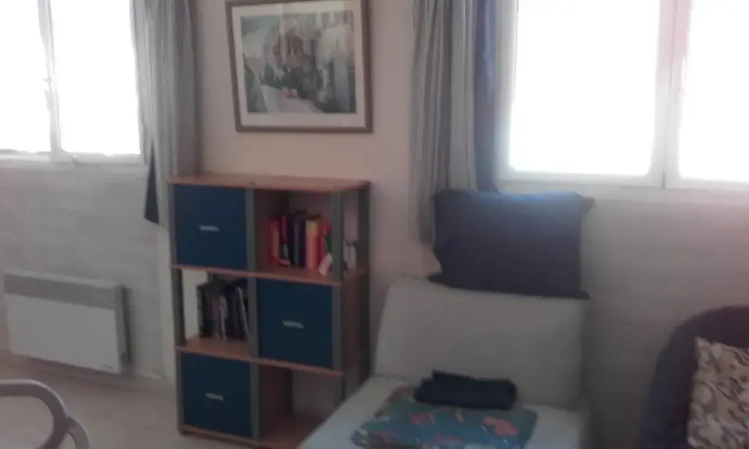 22 Place Saint-Roch