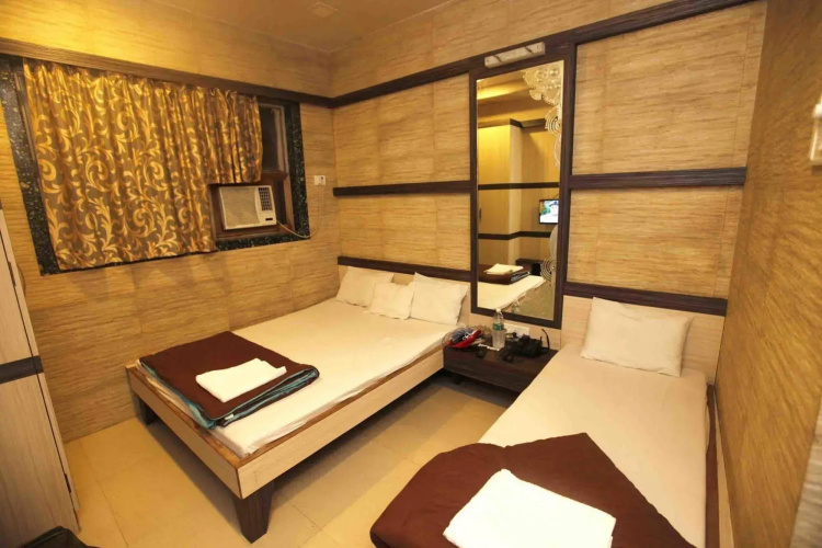 Hotel Al Moazin