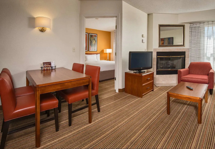 Sonesta ES Suites Charleston