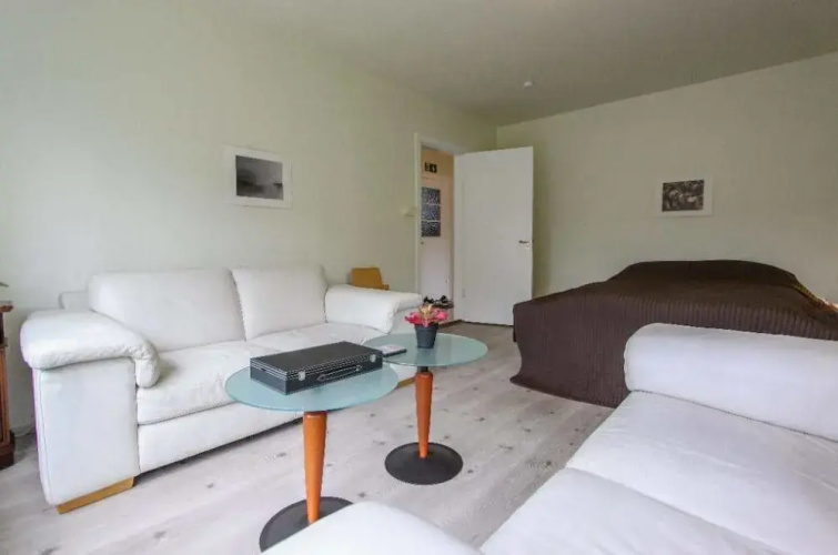 Apartment M72