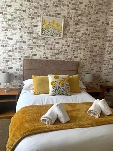 Economy Quadruple room