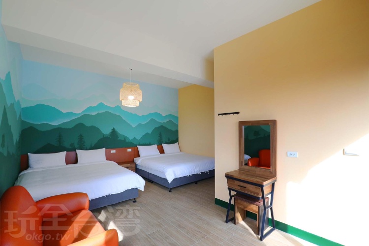 Deluxe Quadruple room