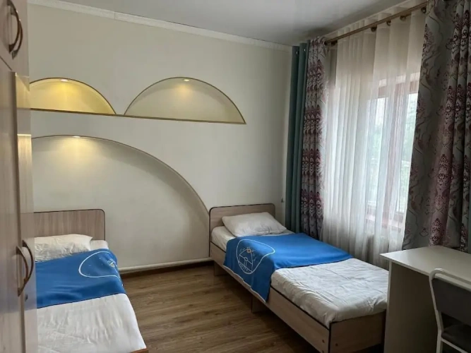 Economy Twin room with courtyard view