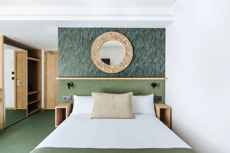 Standard Double room with mountain view