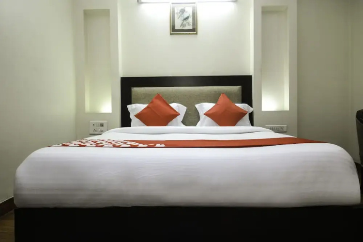 OYO 2428 Hotel Ashish