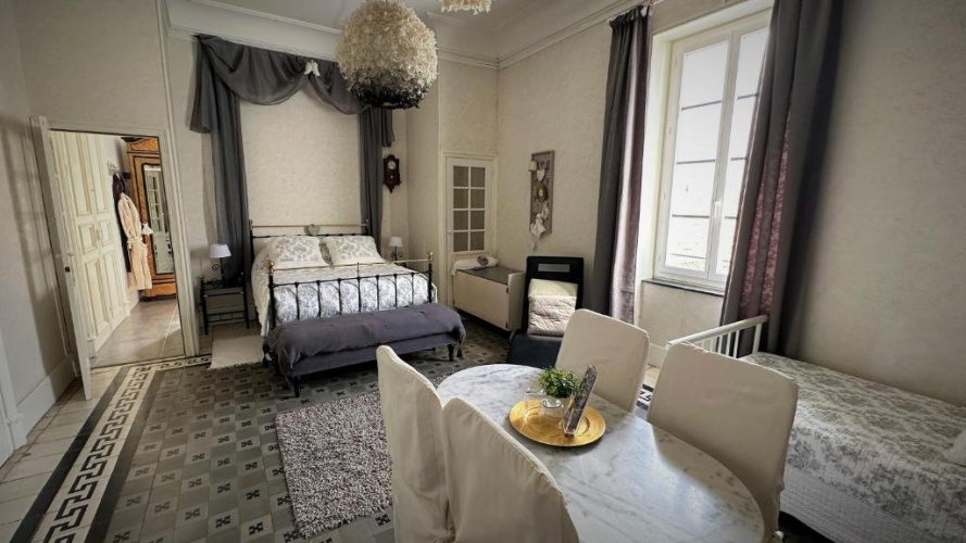 Standard Double room with view