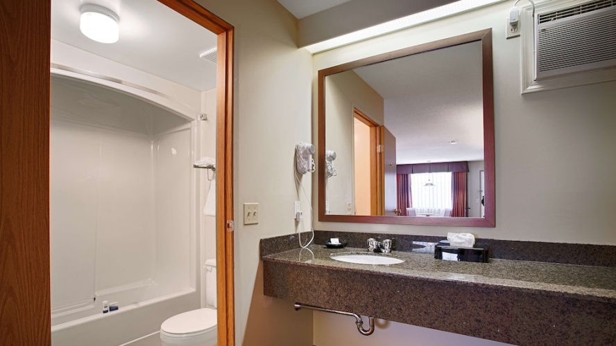 SureStay Plus Hotel By Best Western Salmon Arm photo 8