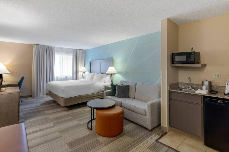 Comfort Inn & Suites Boulder