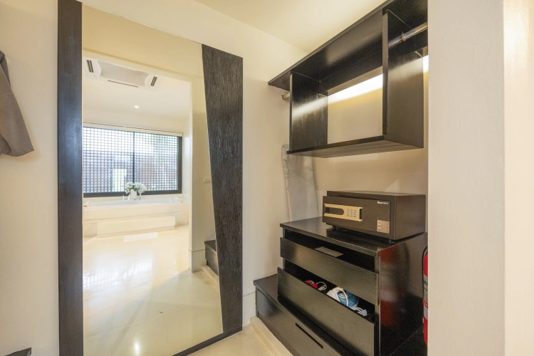 2 Bedrooms Suite