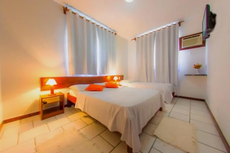 Standard Triple room