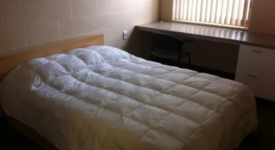 Residence & Conference Centre - Sudbury North