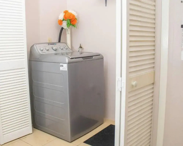 Gorgeous 2-bed Apt, Sleeps 3 in St Johns