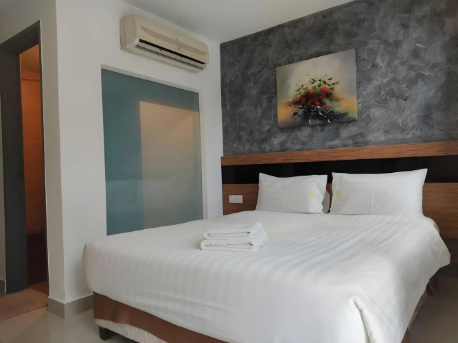 Jin Hotel
